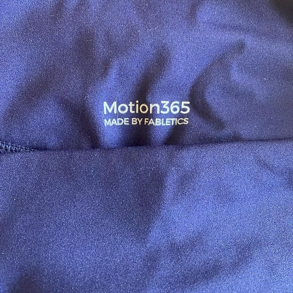 Fabletics High Waisted Legging - Picture 2 of 6